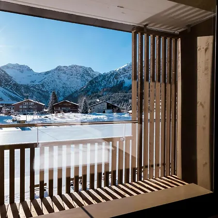 Revier Mountain & Hotel 3*